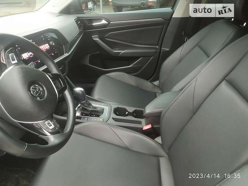 Седан Volkswagen Jetta 2018 в Каменском фото 84 Седан Volkswagen Jetta 2018 в Каменском