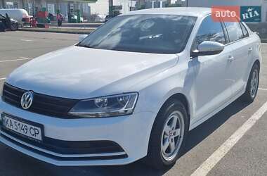 Седан Volkswagen Jetta 2016 в Киеве