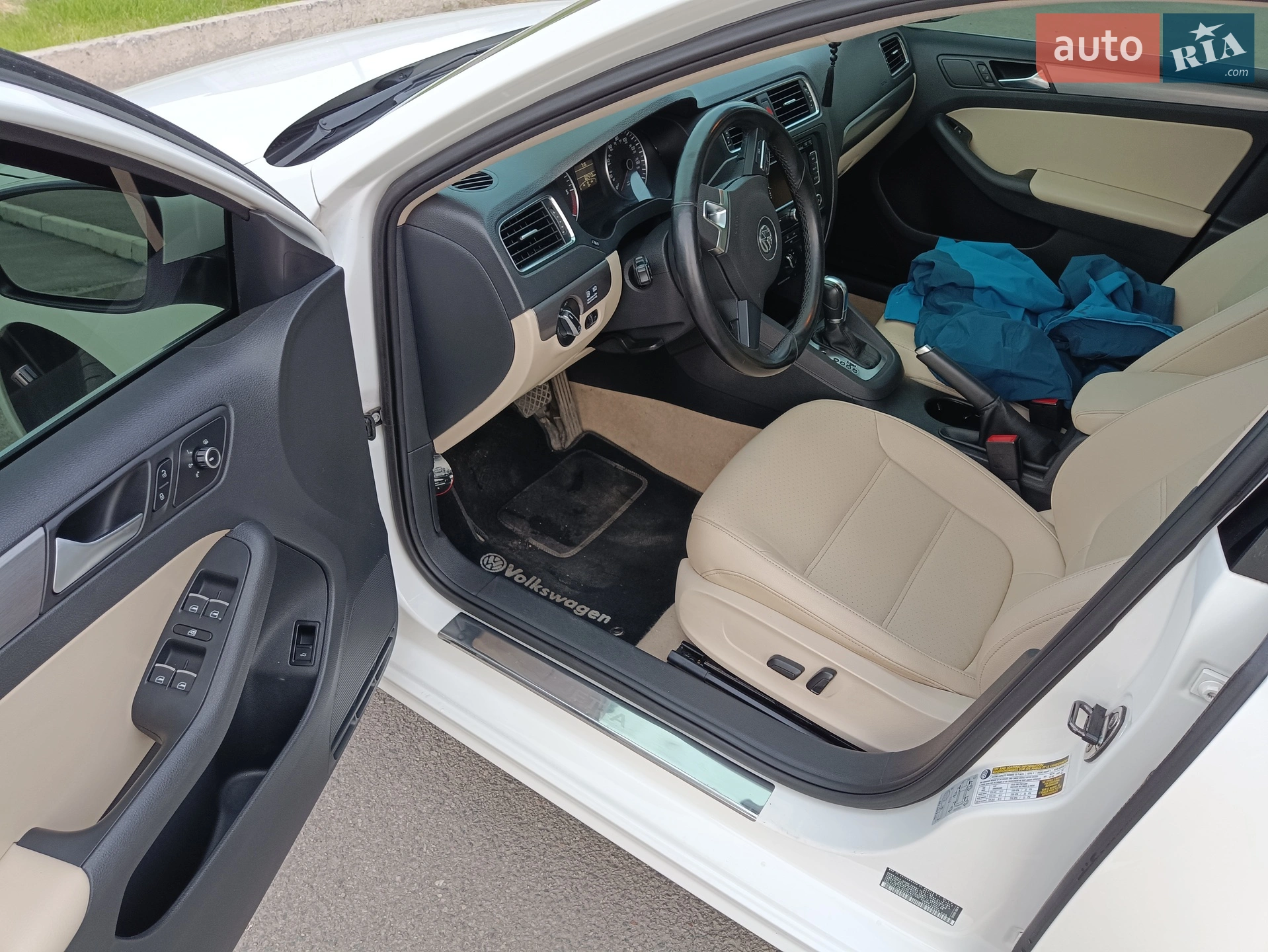 2012 Volkswagen Jetta - мініатюра 9