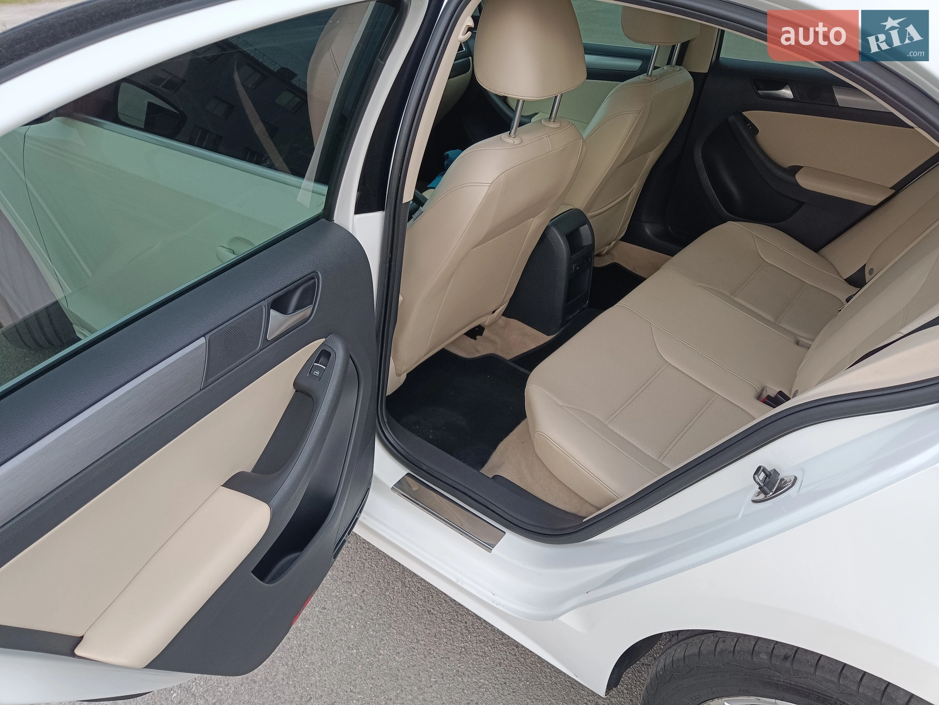 2012 Volkswagen Jetta - мініатюра 10