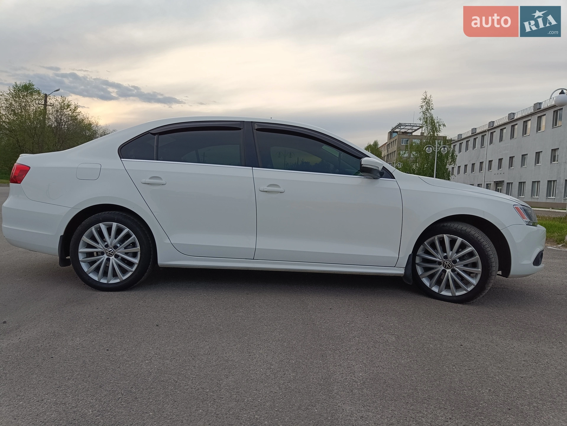 2012 Volkswagen Jetta - мініатюра 11