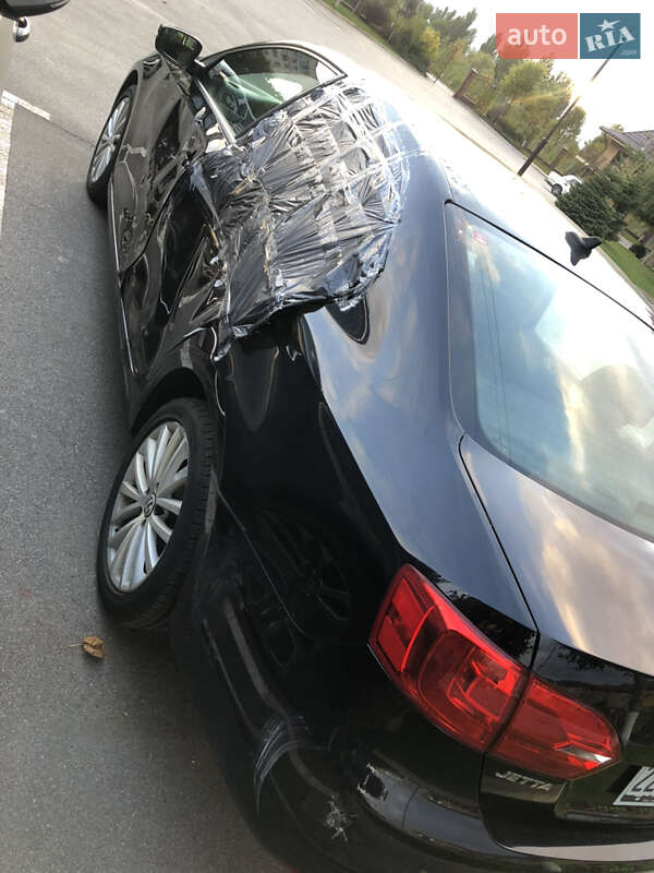 Седан Volkswagen Jetta 2012 в Киеве фото 20 Седан Volkswagen Jetta 2012 в Киеве