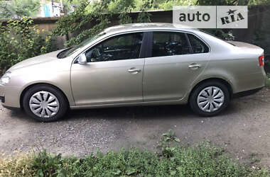 Седан Volkswagen Jetta 2008 в Дніпрі