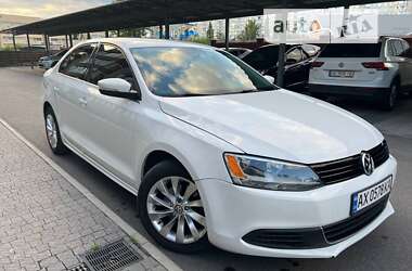 Седан Volkswagen Jetta 2013 в Харькове