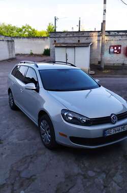 Універсал Volkswagen Jetta 2011 в Дніпрі