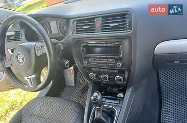 Седан Volkswagen Jetta 2013 в Снятине