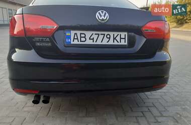 Седан Volkswagen Jetta 2010 в Виннице