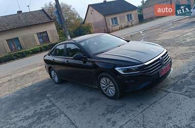 Седан Volkswagen Jetta 2020 в 