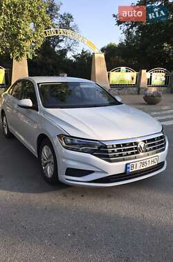 Седан Volkswagen Jetta 2018 в 