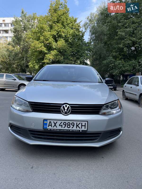 Volkswagen Jetta 2013