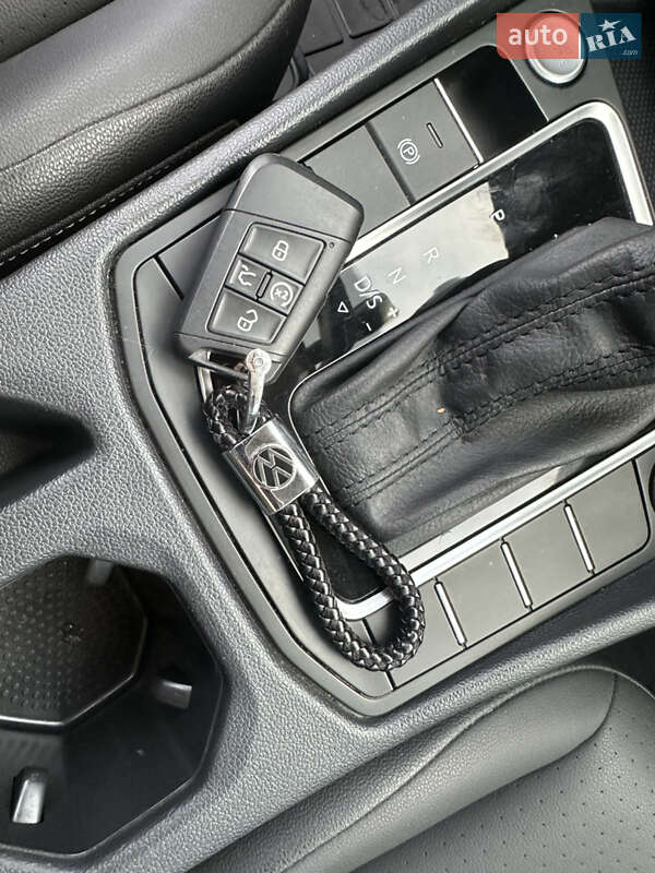 Седан Volkswagen Jetta 2020 в Сумах