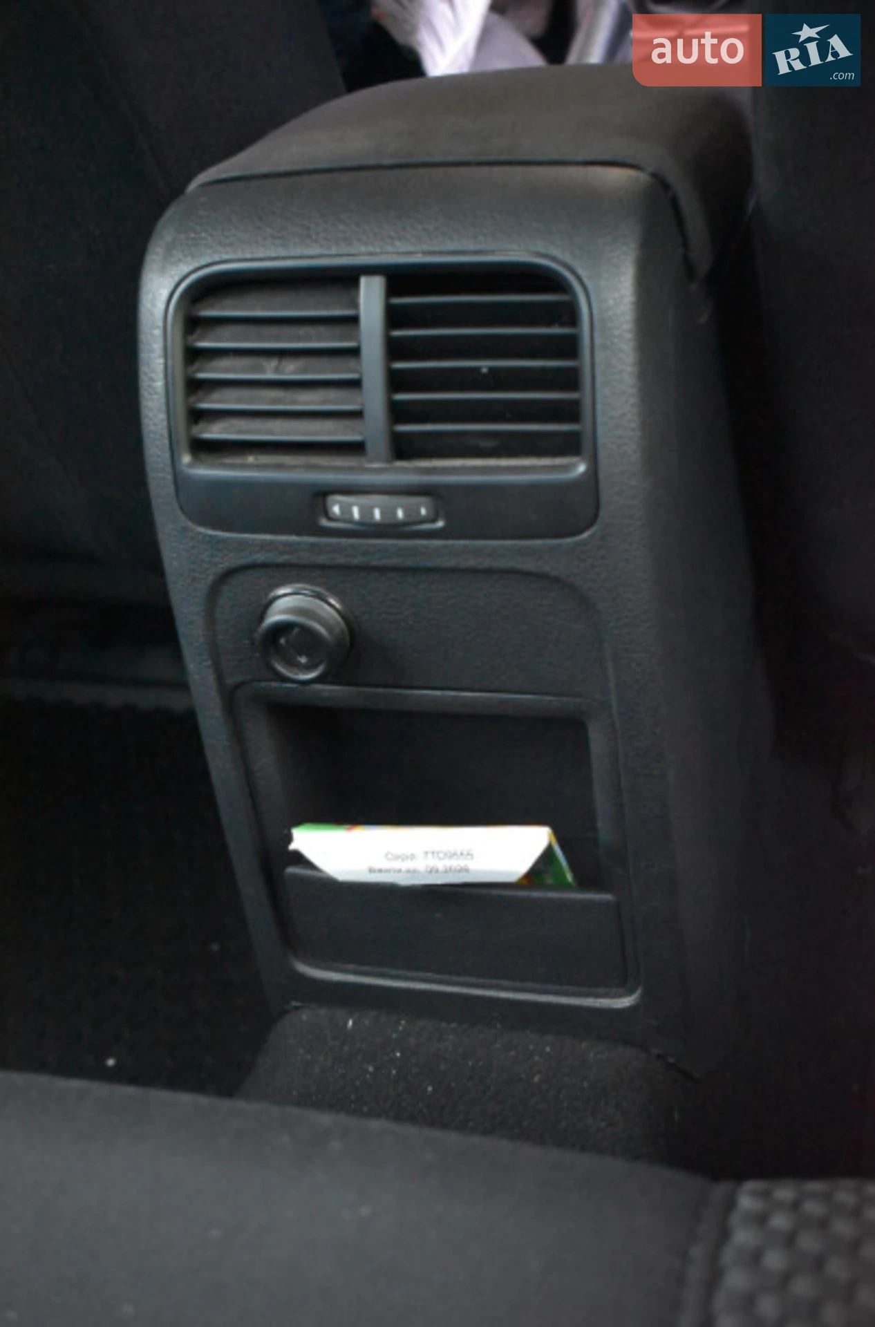 2011 Volkswagen Jetta - мініатюра 39
