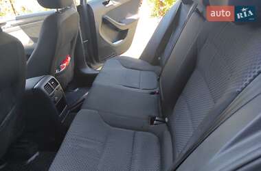 Седан Volkswagen Jetta 2011 в Житомирі