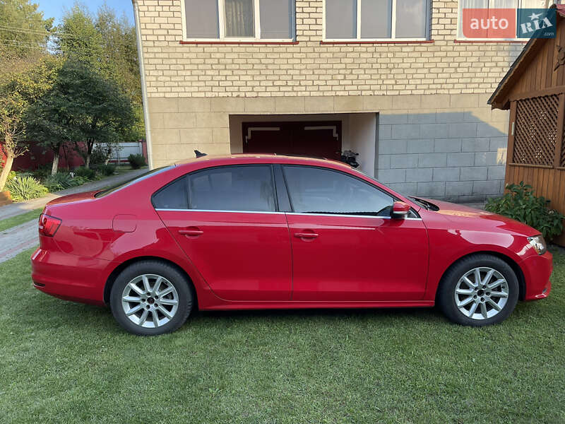 Седан Volkswagen Jetta 2014 в Шацьку