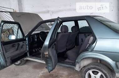 Седан Volkswagen Jetta 1987 в 