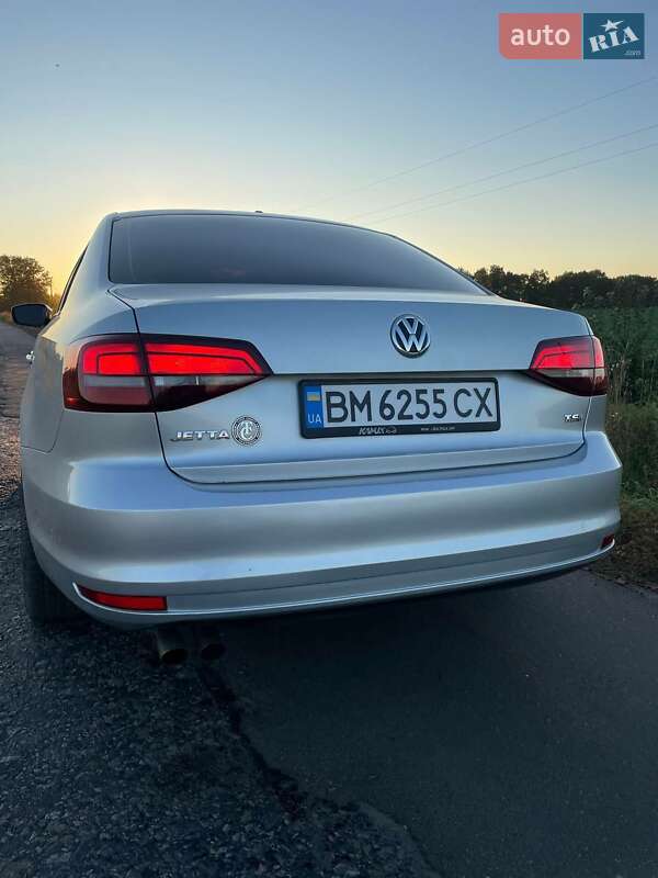 Седан Volkswagen Jetta 2016 в Сумах
