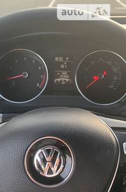 Седан Volkswagen Jetta 2016 в 