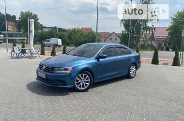 Седан Volkswagen Jetta 2014 в Вишневом