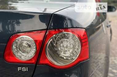 Седан Volkswagen Jetta 2006 в 