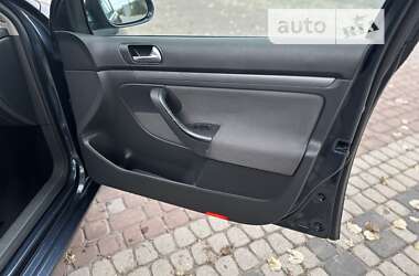 Седан Volkswagen Jetta 2006 в 