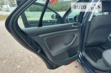 Седан Volkswagen Jetta 2006 в 