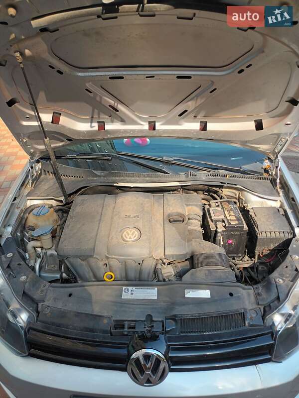 Універсал Volkswagen Jetta 2013 в Кривому Розі