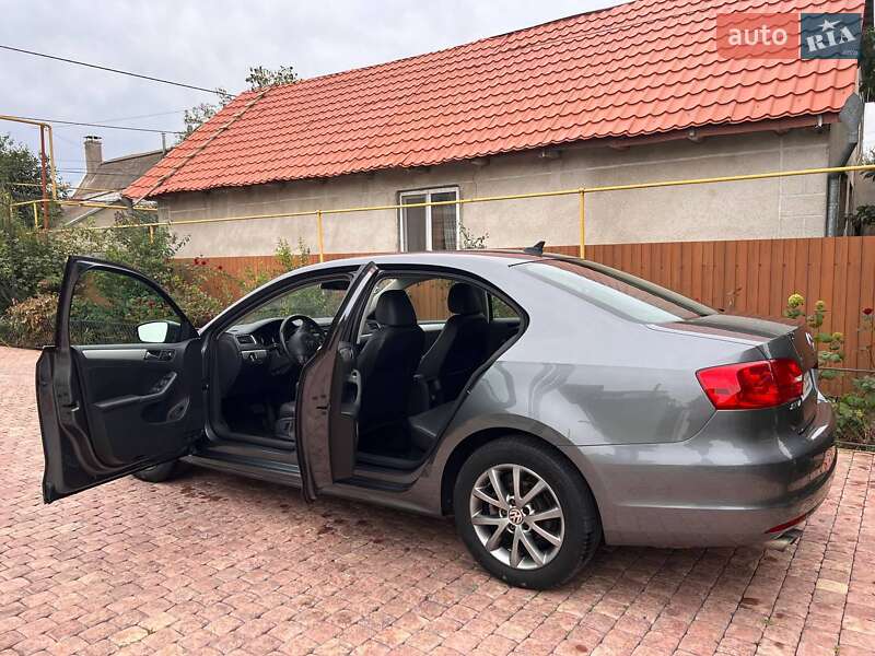 Седан Volkswagen Jetta 2014 в Одесі