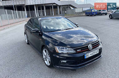 Седан Volkswagen Jetta 2016 в 