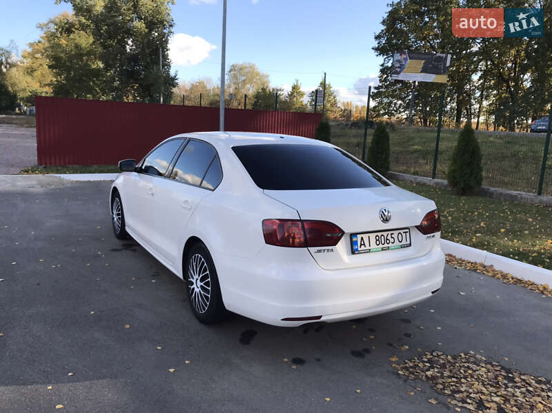 Седан Volkswagen Jetta 2012 в Ізмаїлі