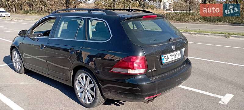 Универсал Volkswagen Jetta 2010 в Кропивницком