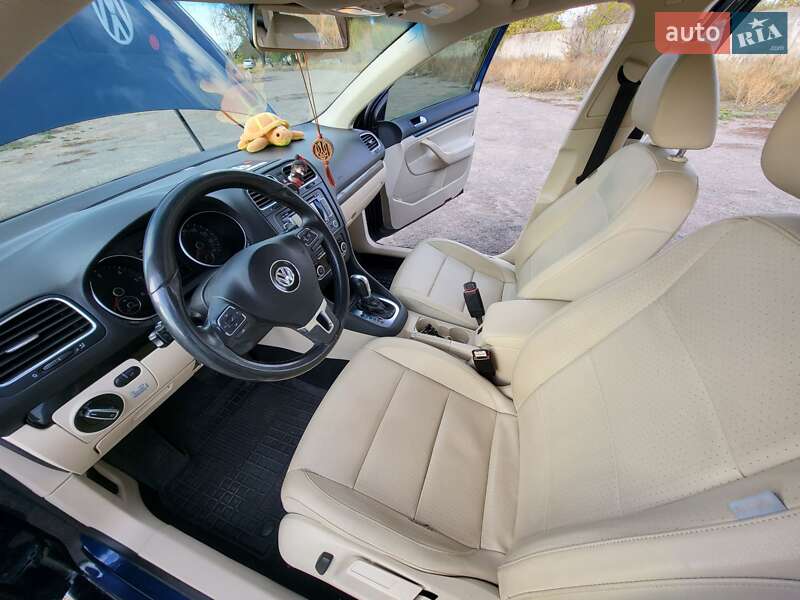 Універсал Volkswagen Jetta 2013 в Подільську