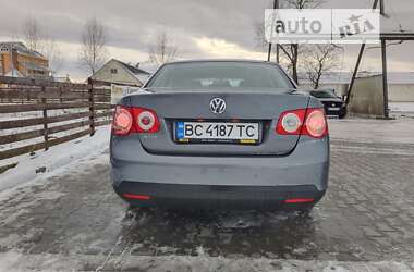 Седан Volkswagen Jetta 2006 в Самборе