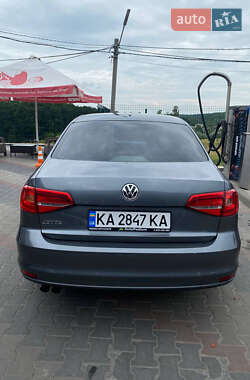 Седан Volkswagen Jetta 2015 в Виннице