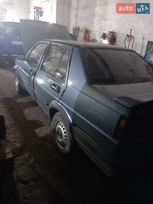Седан Volkswagen Jetta 1985 в Любаре