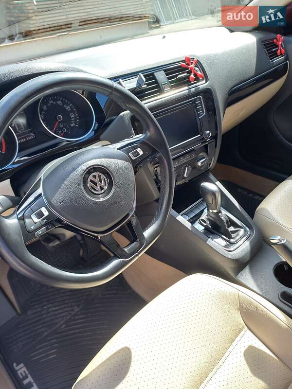 Volkswagen Jetta 2016