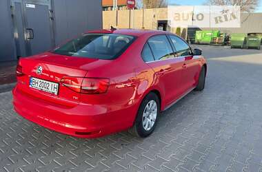 Седан Volkswagen Jetta 2015 в 