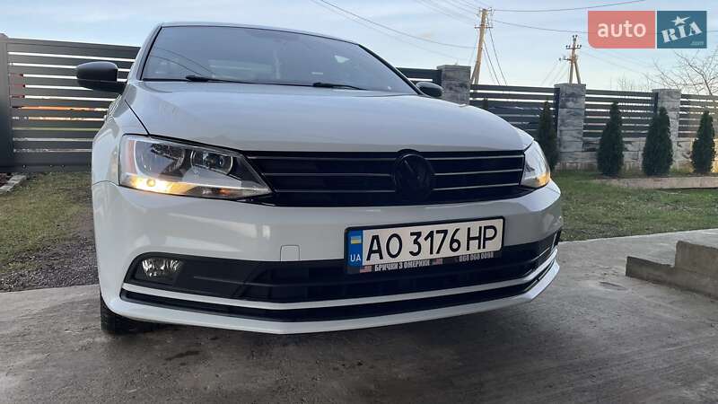 Седан Volkswagen Jetta 2014 в Хусті
