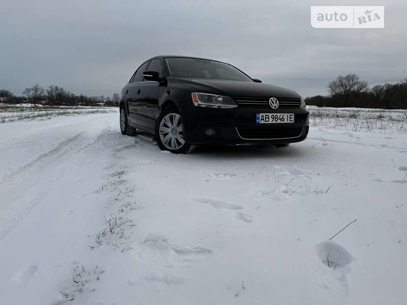 Седан Volkswagen Jetta 2010 в Виннице