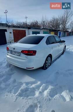 Седан Volkswagen Jetta 2016 в Покровске