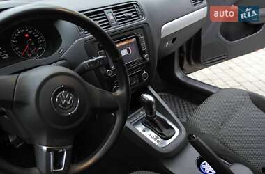 Седан Volkswagen Jetta 2011 в Одессе