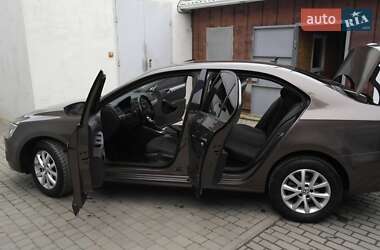 Седан Volkswagen Jetta 2011 в Одессе