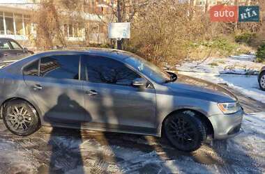 Седан Volkswagen Jetta 2012 в 