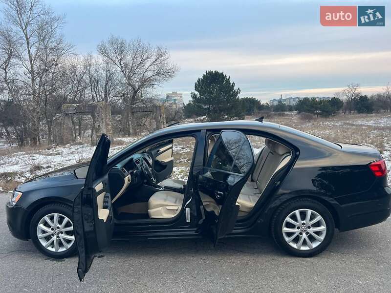 Седан Volkswagen Jetta 2011 в Дніпрі