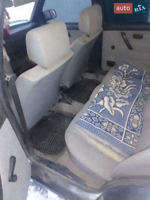 Седан Volkswagen Jetta 1990 в Кропивницком