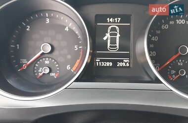 Седан Volkswagen Jetta 2016 в 