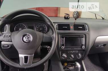Седан Volkswagen Jetta 2013 в Оржице