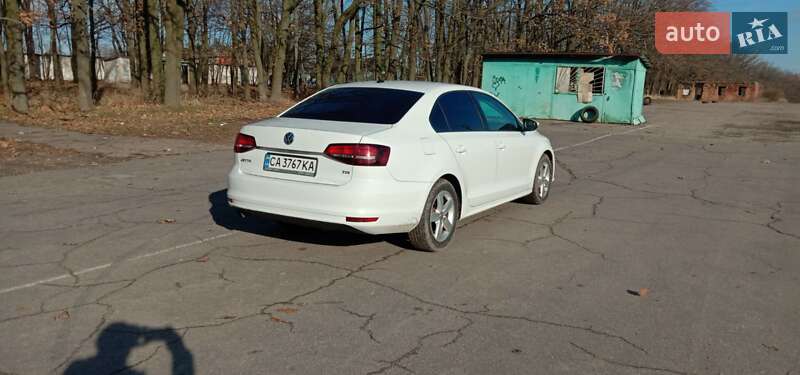 Седан Volkswagen Jetta 2016 в Умани фото 3 Седан Volkswagen Jetta 2016 в Умани