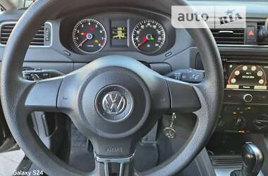 Седан Volkswagen Jetta 2014 в Виннице