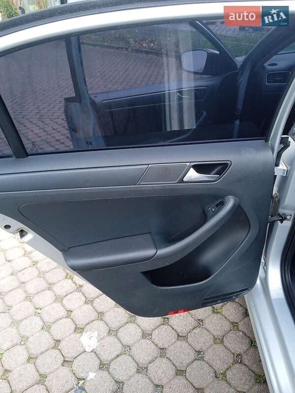 Седан Volkswagen Jetta 2014 в Одесі