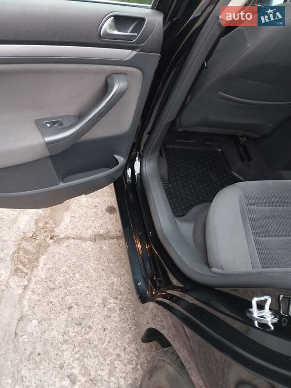 Седан Volkswagen Jetta 2006 в Броварах